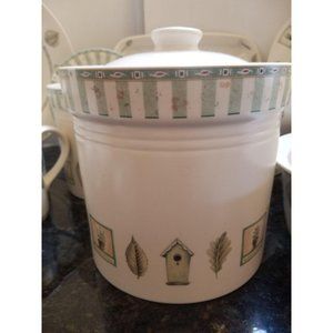 Pfaltzgraff Naturewood Large Canister 501